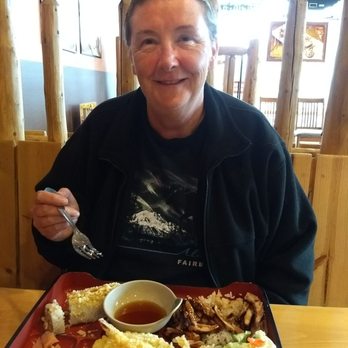 Tempura Express - Ducking in out of the rain for good hot food! - Asian Fusion Near Me - Anchorage, Alaska