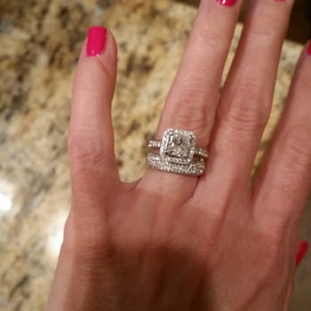 Legendary Diamonds - Almost 3 carats of perfection! - Jewelry Near Me - Fullerton, California Legendary Diamonds - Almost 3 carats of perfection! - Jewelry Near Me - Fullerton, California