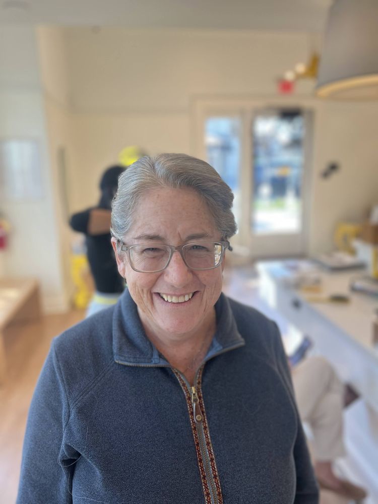 Drybar - Del Mar at One Paseo Logo