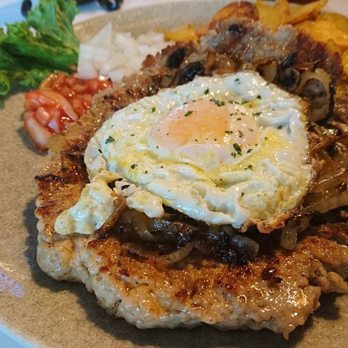 Erkrather Hof - Mittagstisch. Pljeskavica mit Bratkartoffeln Pilzen Schmorzwiebeln und Spiegelei. - Serbo Croatian Near Me - Erkrath, NW Erkrather Hof - Mittagstisch. Pljeskavica mit Bratkartoffeln Pilzen Schmorzwiebeln und Spiegelei. - Serbo Croatian Near Me - Erkrath, NW