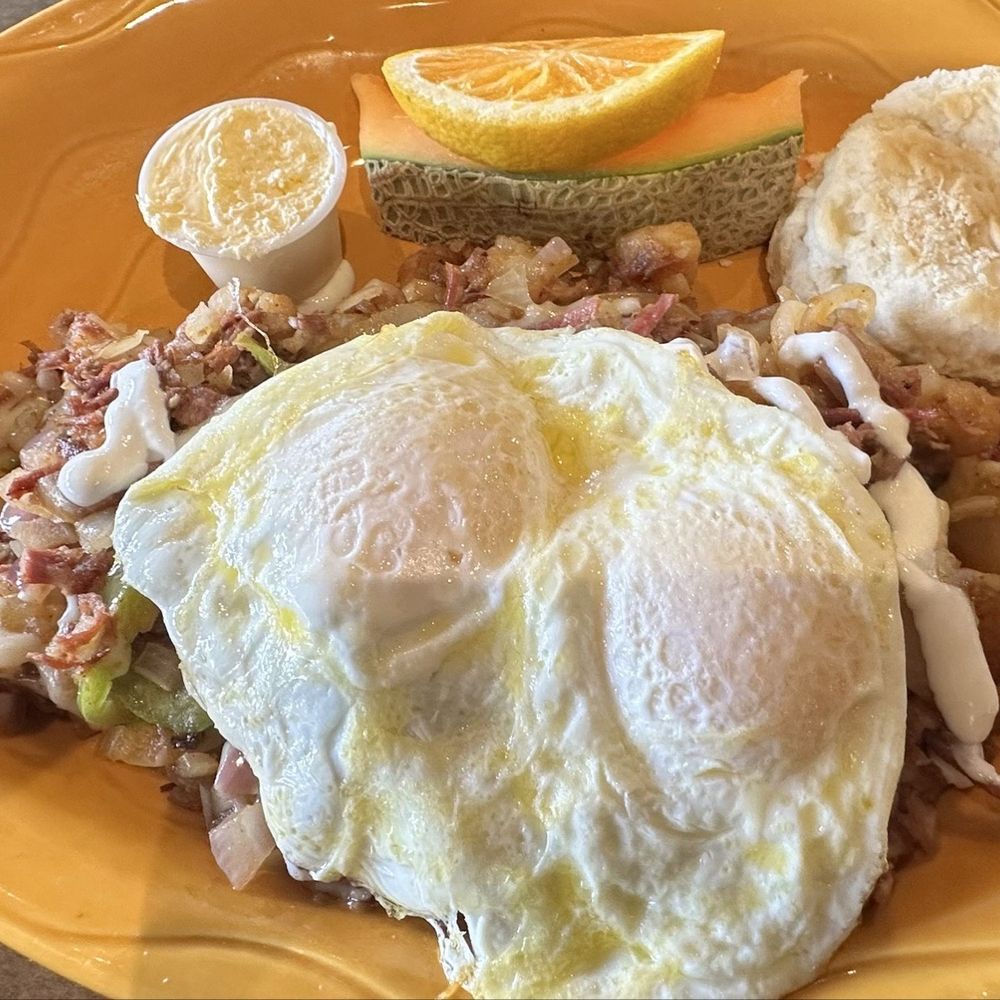 Hashes & Brews - Irish Corned Beef Hash and Eggs - Bars Near Me - San Bruno, California Hashes & Brews - Irish Corned Beef Hash and Eggs - Bars Near Me - San Bruno, California
