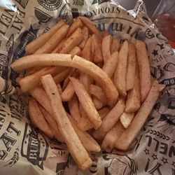 Riley's Place - Spicy fries
