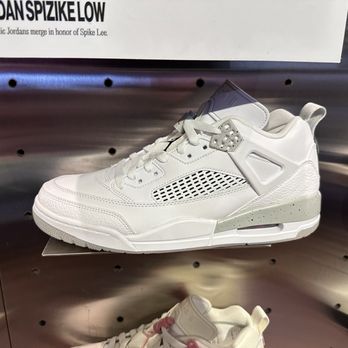 Nike Soho - Sports Wear Near Me - New York, New York