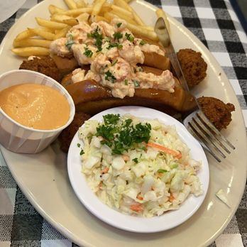 Flying Fish - Lobster rolls - Cajun/Creole Near Me - Fort Worth, Texas Flying Fish - Lobster rolls - Cajun/Creole Near Me - Fort Worth, Texas