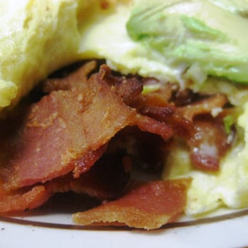 Las Lomas Restaurant - Bacon Omelet - Mexican Near Me - Sylmar, California