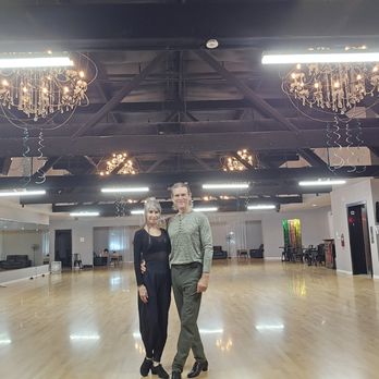 Dance Around The Clock - Dance Schools Near Me - Monrovia, California