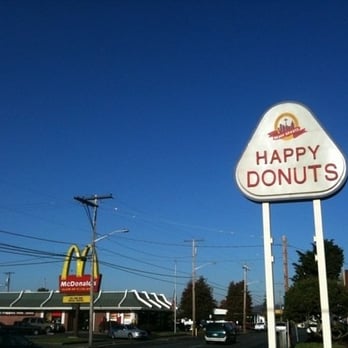 Happy Donuts - Donuts Near Me - Puyallup, Washington