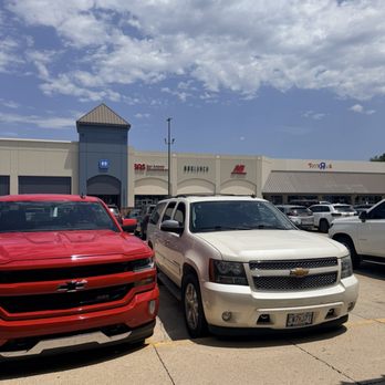 Tanger Outlets Branson - Outlet Stores Near Me - Branson, Missouri