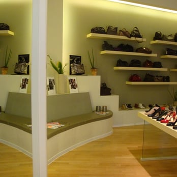 Shirley Mae - Shoe Stores Near Me - Hamburg, HH