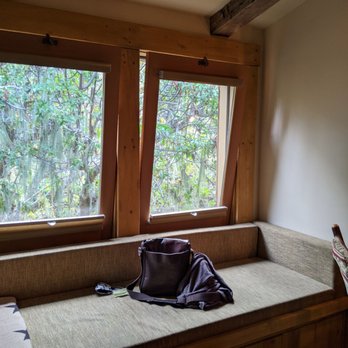 The Squibb Houses - My favorite place to nap and read.. window seating - Bed & Breakfast Near Me - Cambria, California The Squibb Houses - My favorite place to nap and read.. window seating - Bed & Breakfast Near Me - Cambria, California