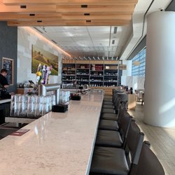 Vino Volo - Plenty of seating