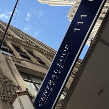 Club Quarters Hotel Central Loop, Chicago - Central Loop Hotel - Hotels Near Me - Chicago, Illinois Club Quarters Hotel Central Loop, Chicago - Central Loop Hotel - Hotels Near Me - Chicago, Illinois