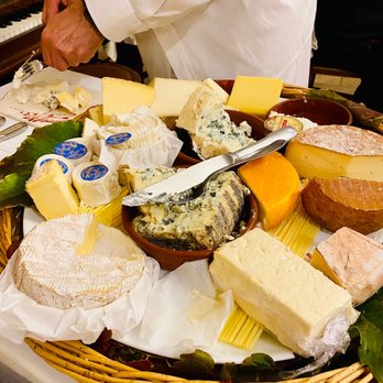 La Brucelière - Restaurants Near Me - Issigeac, 24