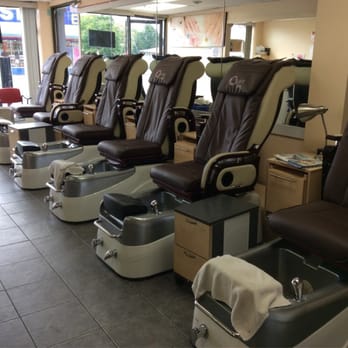 Magic Nails - Nail Salons Near Me - Toronto, Ontario