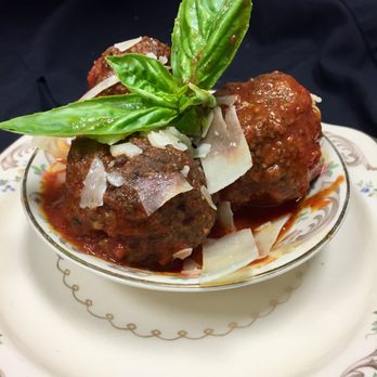 Gracie's Kitchen - Homemade Gourmet Food All Natural Oranic - Caterers Near Me - Waltham, Massachusetts