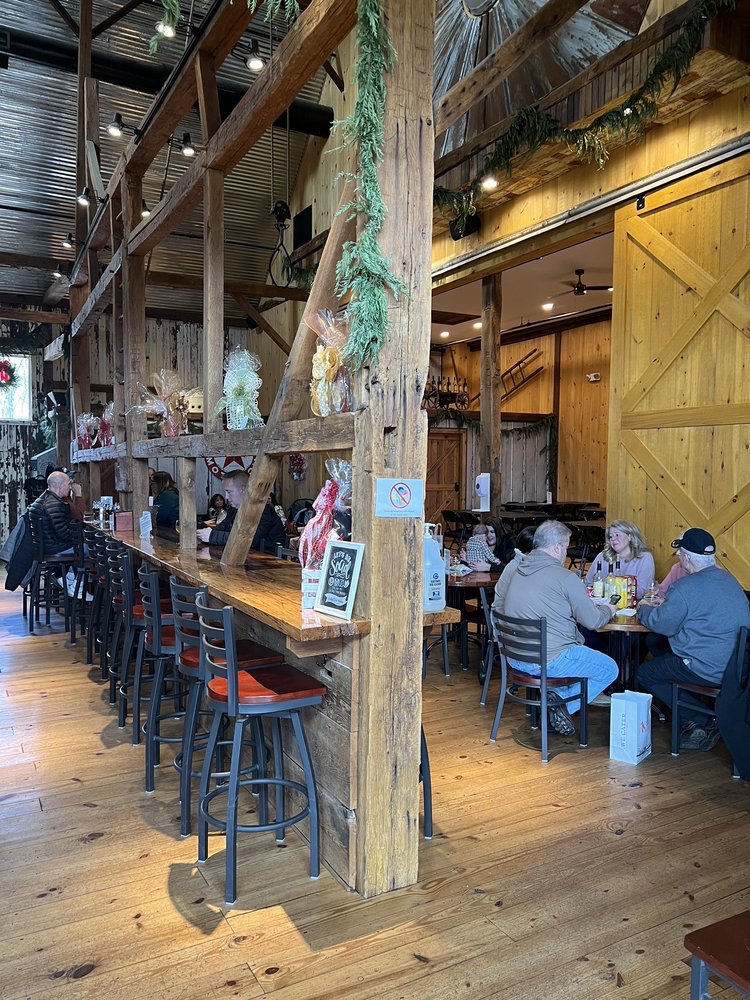 ESTATE VINEYARD & WINERY Updated June 2024 81 Photos & 49