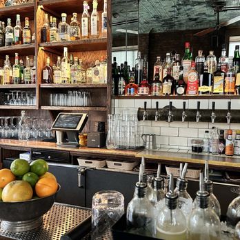 Franklin Social - Bar - Cocktail Bars Near Me - Jersey City, New Jersey
