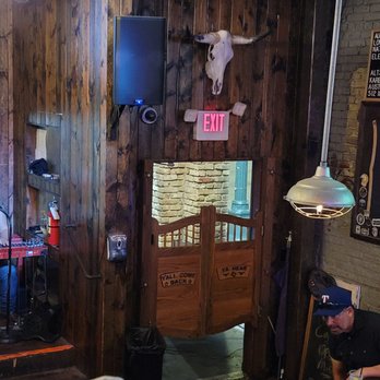 San Jac Saloon - Inside entrance - Music Venues Near Me - Austin, Texas San Jac Saloon - Inside entrance - Music Venues Near Me - Austin, Texas