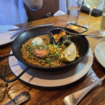 El Raval - Spanish Near Me - Austin, Texas