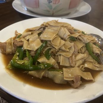 Hunan Chef - bean curd sheet with pork and jalepeno - Chinese Near Me - Pleasanton, California Hunan Chef - bean curd sheet with pork and jalepeno - Chinese Near Me - Pleasanton, California