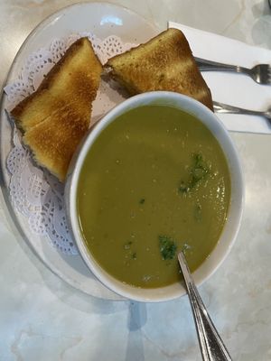 David's Delicatessen & Diner by null