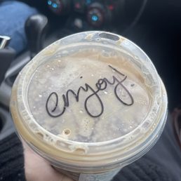 Love this location! This is the second time I got a friendly note on my cup! Thank you for a great drink and great service!!