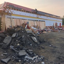 McDonald's - Later same day as last review..... could be why they didn't open Drive thru today?