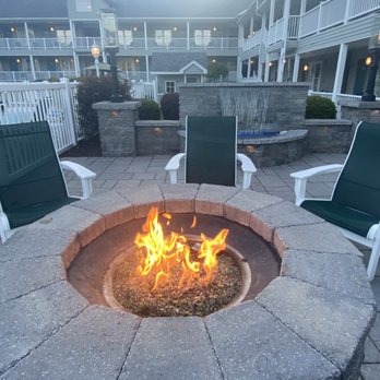 Quality Inn Lake George - Firepit - Hotels Near Me - Lake George, New York Quality Inn Lake George - Firepit - Hotels Near Me - Lake George, New York