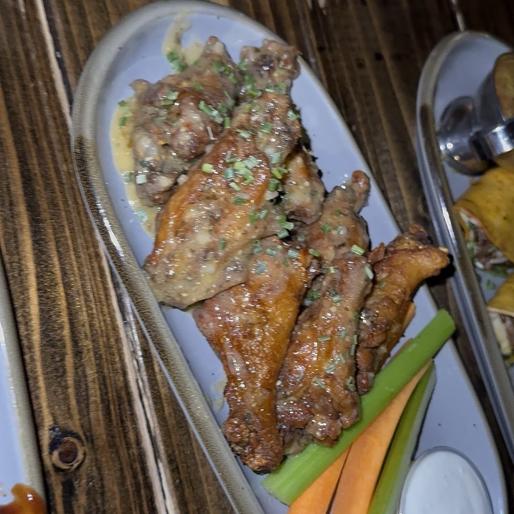 South House Garden - Garlic Parmesan wings - Pizza Near Me - Gaithersburg, Maryland South House Garden - Garlic Parmesan wings - Pizza Near Me - Gaithersburg, Maryland