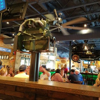 Ford's Garage - More decorations - Burgers Near Me - Brandon, Florida