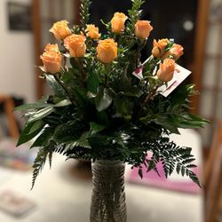 Bloom's Flowers And Gifts