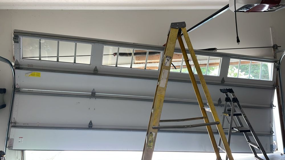 Gelvin Garage Doors - Garage Door Contractor in Omaha, NE