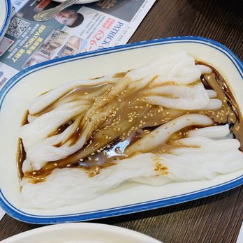Tam’s Noodle House - Steam Noodle Roll with House Sauce - Hong Kong Style Cafe Near Me - Rowland Heights, California Tam’s Noodle House - Steam Noodle Roll with House Sauce - Hong Kong Style Cafe Near Me - Rowland Heights, California