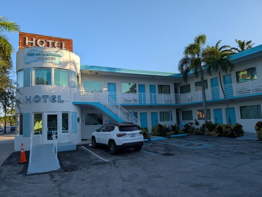 The New Yorker Miami Hotel by null