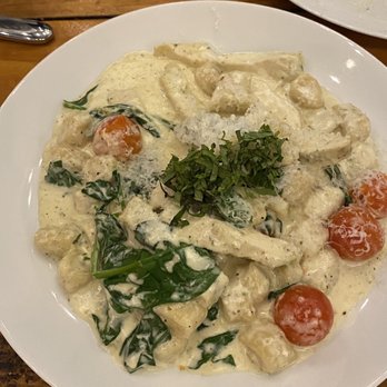 Amici 30A Italian Kitchen - Chicken Alfredo - Italian Near Me - Inlet Beach, Florida Amici 30A Italian Kitchen - Chicken Alfredo - Italian Near Me - Inlet Beach, Florida