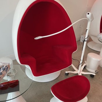 britebar - 4 individual chairs like this! Private and comfortable - Teeth Whitening Near Me - Santa Monica, California
