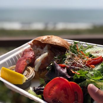 Wave Crave - Lobster Roll - Food Trucks Near Me - Montauk, New York