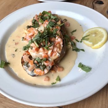 Piatti San Antonio - La Cantera - Shrimp bruschetta - Pizza Near Me - San Antonio, Texas Piatti San Antonio - La Cantera - Shrimp bruschetta - Pizza Near Me - San Antonio, Texas