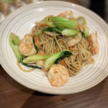 Yu's Noodle Shop - Shrimp chow mein - Chinese Near Me - Lone Tree, Colorado Yu's Noodle Shop - Shrimp chow mein - Chinese Near Me - Lone Tree, Colorado