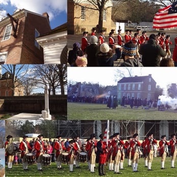 Colonial Williamsburg - drummers and fifes - Tours Near Me - Williamsburg, Virginia Colonial Williamsburg - drummers and fifes - Tours Near Me - Williamsburg, Virginia