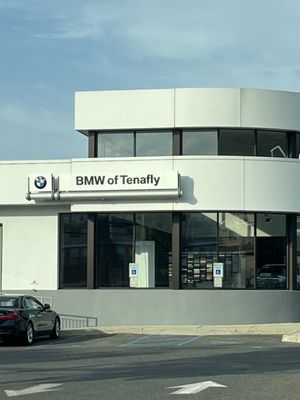 BMW OF TENAFLY - Updated July 2025 - 50 Photos & 217 Reviews - 301 ...