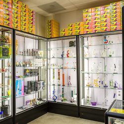 Hilltop Tobacco - Glass pipe selection