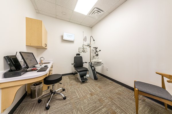 Pupila Family Eye & Ear Care