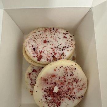 Rose Cafe - Raspberry filled shortbread cookies - Breakfast & Brunch Near Me - Oceanside, California Rose Cafe - Raspberry filled shortbread cookies - Breakfast & Brunch Near Me - Oceanside, California