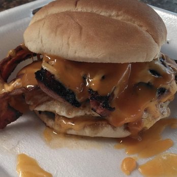 Bell's Burger Barn - Triple B - The Gut Buster - Food Trucks Near Me - Mabank, Texas Bell's Burger Barn - Triple B - The Gut Buster - Food Trucks Near Me - Mabank, Texas