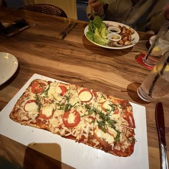 Jaco's Bayfront Bar & Grille - margherita flat bread - American Near Me - Pensacola, Florida