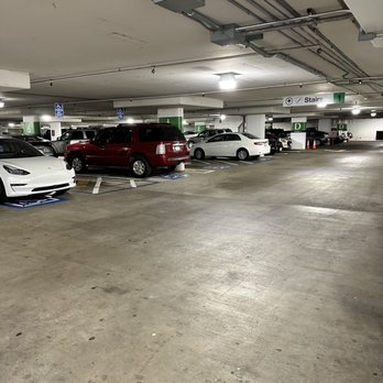 CIVIC CENTER PLAZA GARAGE - Updated February 2026 - 26 Photos & 103 Reviews - 355 Mcallister St