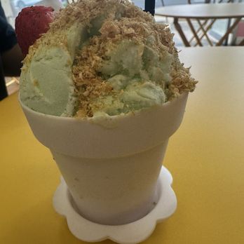 Mosa - One scoop- melon mochi - Desserts Near Me - Honolulu, Hawaii
