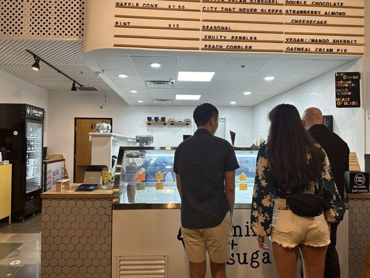 milk + sugar by null