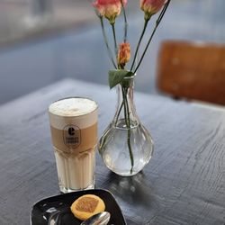 Autoworld - Caffe latte